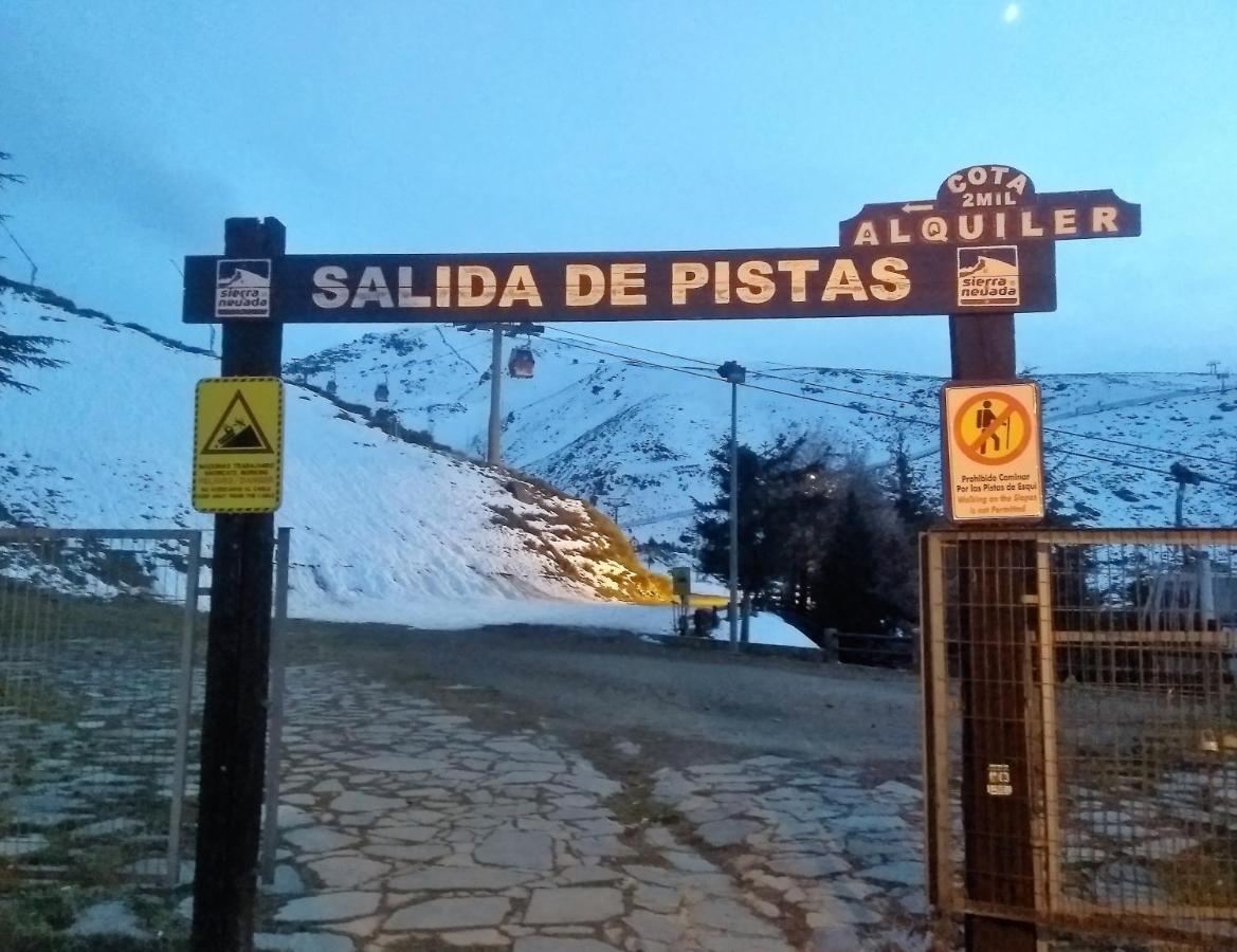 Ski Plaza Sierra Nevada&Zona Baja Exterior foto